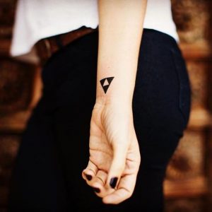 Triforce Tattoo: 34 Most Beautiful Ideas Of Triangle From 'Legend Of Zelda'